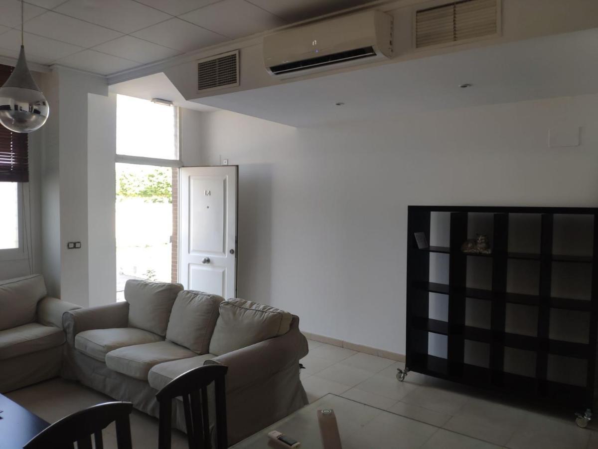 L4 Apartamento Santiponce Exterior foto